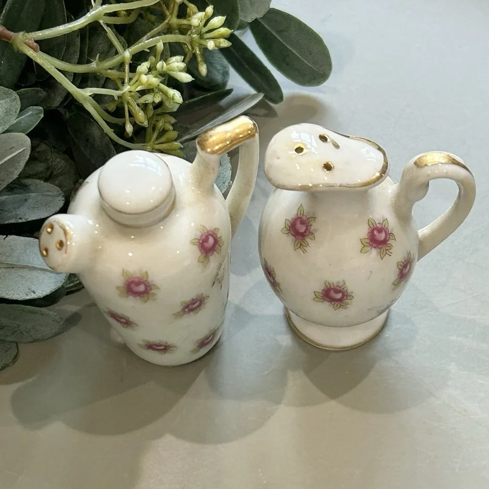 1947‎ Vintage Ceramic Watering Jug Salt & Pepper Shakers Japan Gilded Floral